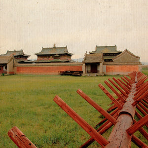 Verso il nord, tra steppe e monasteri