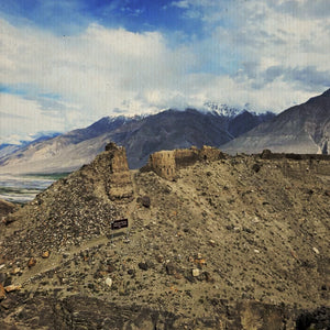 Fermata V – Le pietre che ricordano