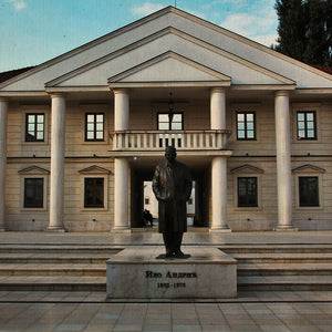 Scena VI – “La tromba e la strada”